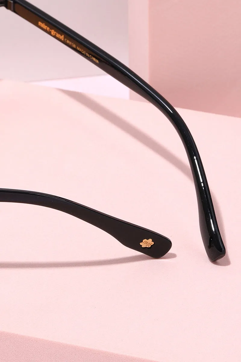 Checked In Round Frame Sunglasses