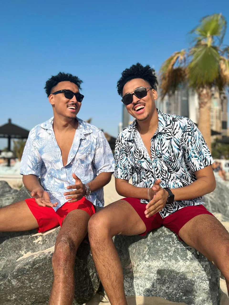 The Men’s Casual Shirt - Indigo Palms